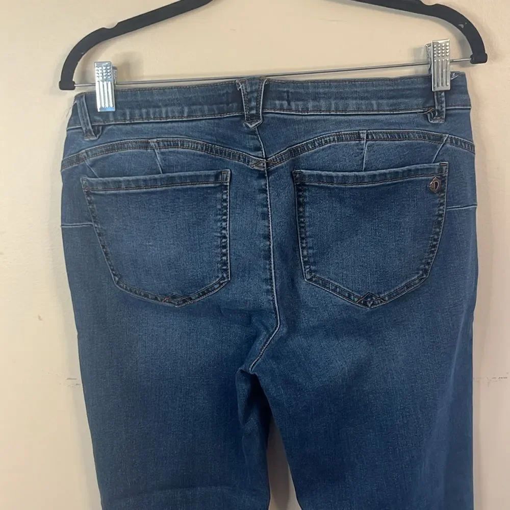 Democracy “Ab”solution Skinny Jeans - Picture 5 of 7